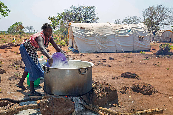Cooking for 3,000 South Sudanese refugees