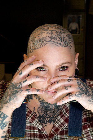 Lee Stains - Tattooist