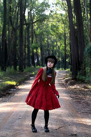 Abbie - Lolita Fashionista